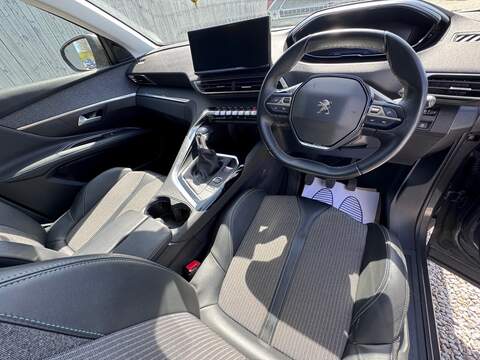 Peugeot 3008 BlueHDi Allure Premium - U1692
