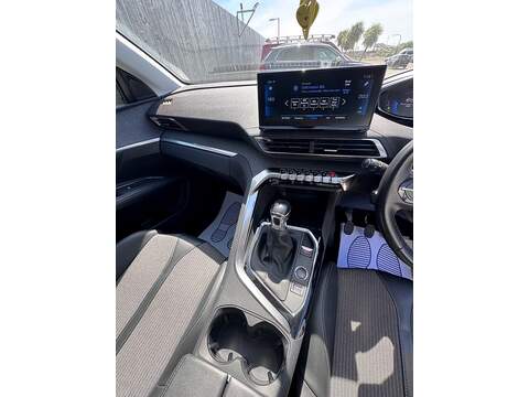 Peugeot 3008 BlueHDi Allure Premium - U1692