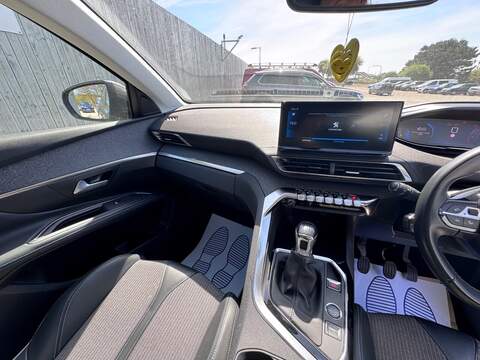 Peugeot 3008 BlueHDi Allure Premium - U1692