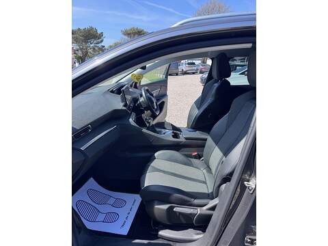 Peugeot 3008 BlueHDi Allure Premium - U1692
