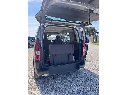 Peugeot Rifter BlueHDi Allure - U1694