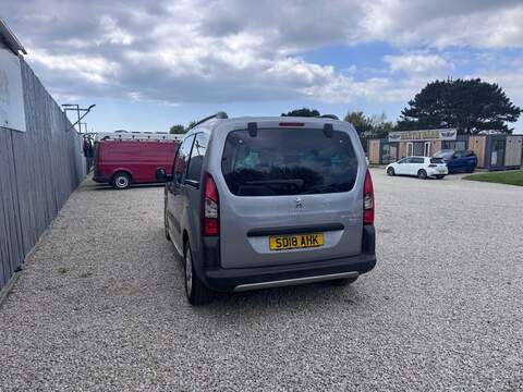 Peugeot Partner Tepee BlueHDi Outdoor - U1696