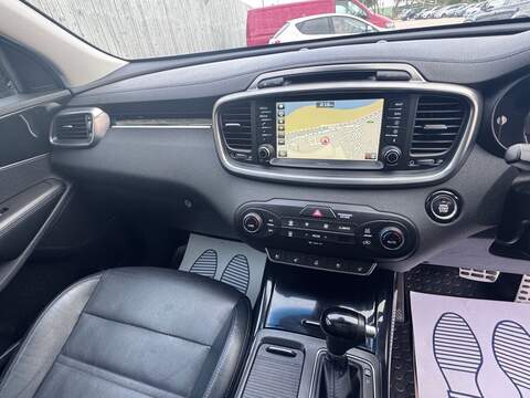 Kia Sorento CRDi KX-4 - U1702