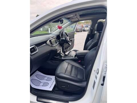 Kia Sorento CRDi KX-4 - U1702