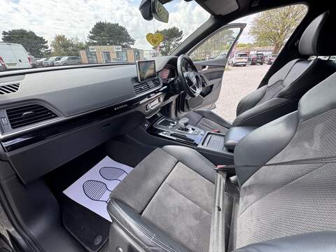 Audi Q5 TDI Black Edition - U1707