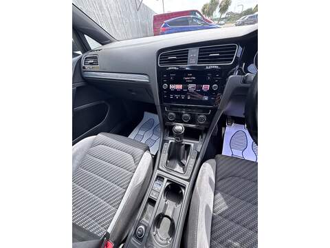 Volkswagen Golf TDI BlueMotion Tech R-Line - U1711