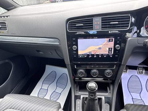 Volkswagen Golf TDI BlueMotion Tech R-Line - U1711