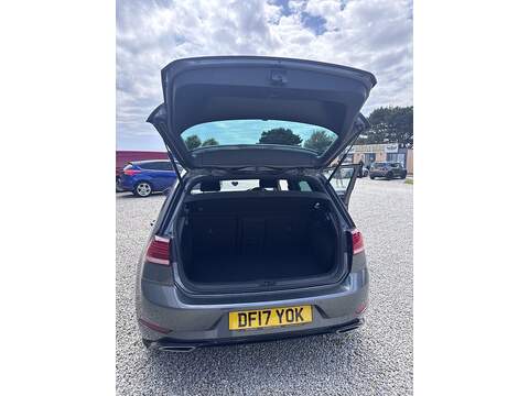 Volkswagen Golf TDI BlueMotion Tech R-Line - U1711