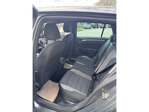 Volkswagen Golf TDI BlueMotion Tech R-Line - U1711