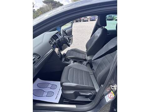 Volkswagen Golf TDI BlueMotion Tech R-Line - U1711