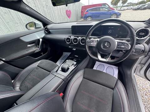 Mercedes-Benz A Class A180d AMG Line - U1712