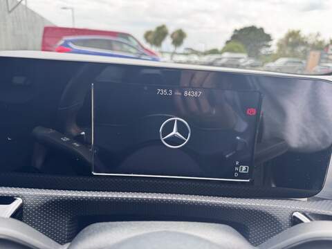 Mercedes-Benz A Class A180d AMG Line - U1712