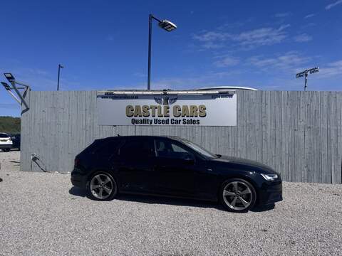 Audi A4 Avant 2.0 TFSI Black Edition Sportback 5dr Petrol S Tronic quattro Euro 6 (s/s) (310 ps)