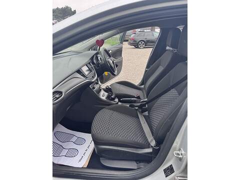Vauxhall Astra CDTi ecoTEC BlueInjection Design - U1716
