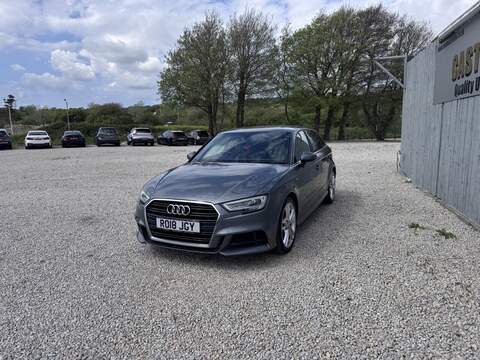 Audi A3 TFSI CoD S line - U1717