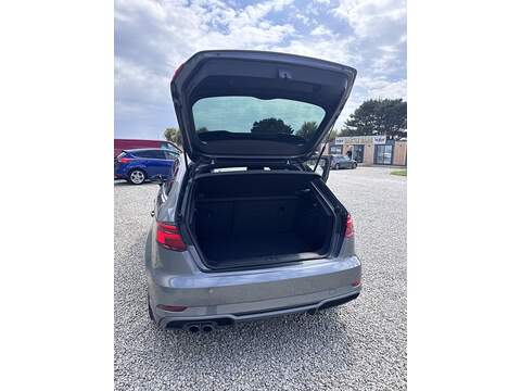 Audi A3 TFSI CoD S line - U1717