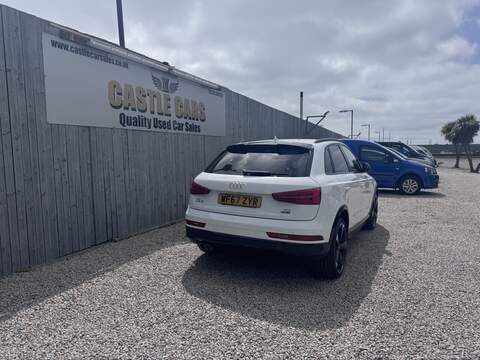 Audi Q3 TDI Black Edition - U1734