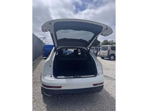 Audi Q3 TDI Black Edition - U1734