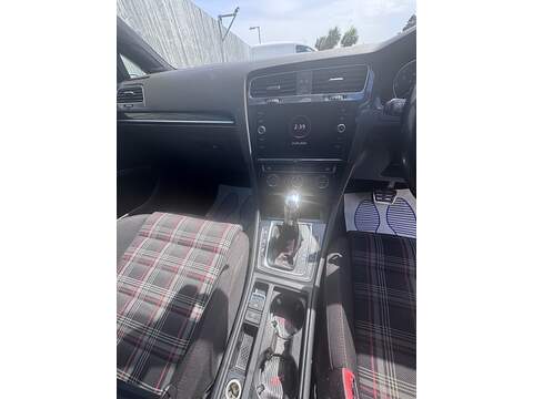 Volkswagen Golf TSI BlueMotion Tech GTI Performance - U1754