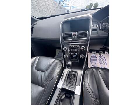 Volvo XC60 D4 R-Design Lux Nav - U1757
