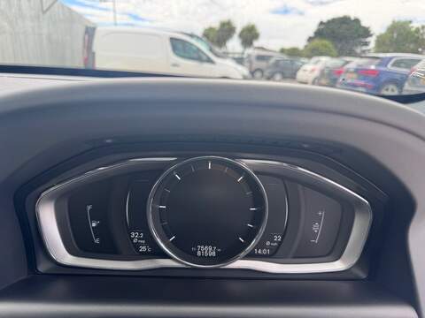 Volvo XC60 D4 R-Design Lux Nav - U1757