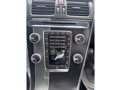 Volvo XC60 D4 R-Design Lux Nav - U1757