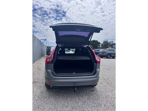 Volvo XC60 D4 R-Design Lux Nav - U1757
