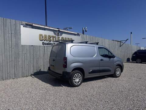 Peugeot Partner BlueHDi 1000 Professional - U1759