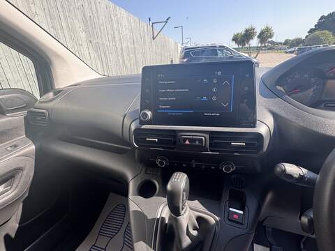 Peugeot Partner BlueHDi 1000 Professional - U1759
