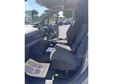 Peugeot Partner BlueHDi 1000 Professional - U1759