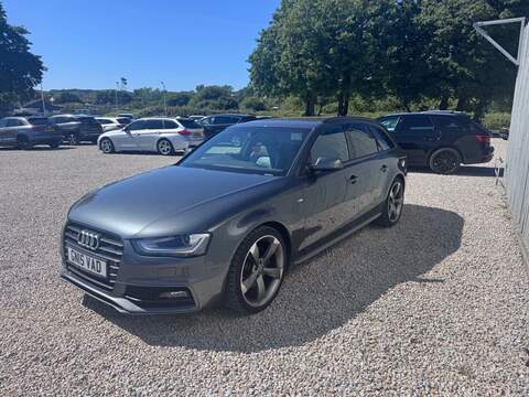 Audi A4 Avant TDI S line - U1765