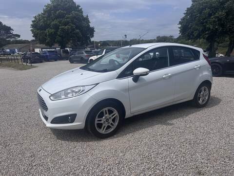 Ford Fiesta Zetec - U1775