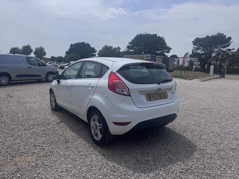 Ford Fiesta Zetec - U1775