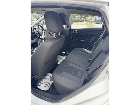Ford Fiesta Zetec - U1775