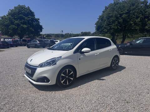 Peugeot 208 PureTech Tech Edition - U1776