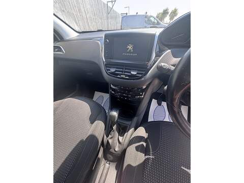 Peugeot 208 PureTech Tech Edition - U1776