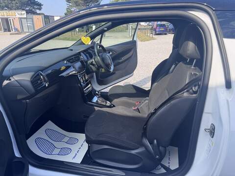 DS AUTOMOBILES DS 3 PureTech Connected Chic - U1778