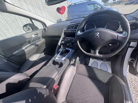 Peugeot 3008 HDi Allure - U1785