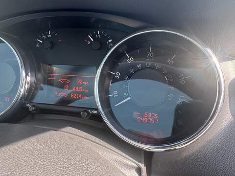 Peugeot 3008 HDi Allure - U1785