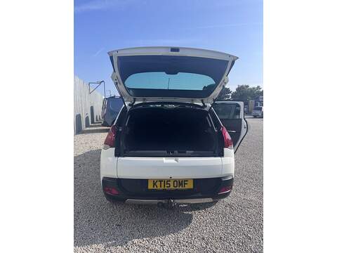 Peugeot 3008 HDi Allure - U1785
