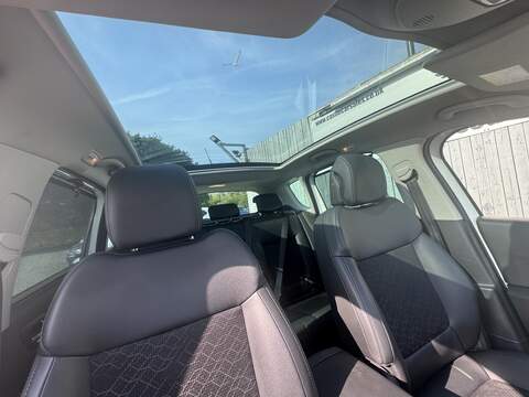 Peugeot 3008 HDi Allure - U1785