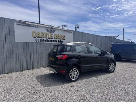 Ford EcoSport Titanium - U1790