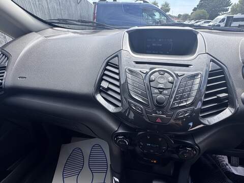 Ford EcoSport Titanium - U1790
