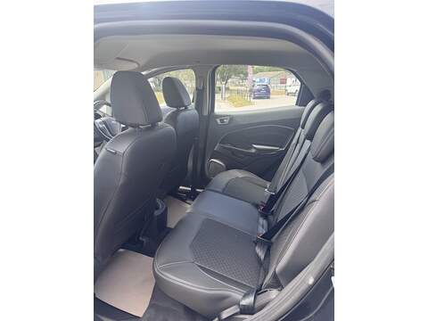Ford EcoSport Titanium - U1790