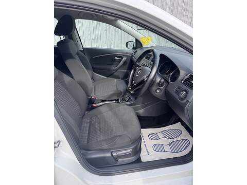 Volkswagen Polo BlueMotion Tech SE - U1813