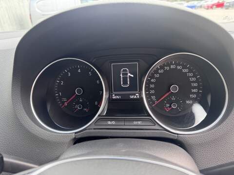 Volkswagen Polo BlueMotion Tech SE - U1813