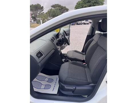 Volkswagen Polo BlueMotion Tech SE - U1813