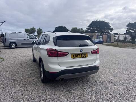BMW X1 18d SE - U1814