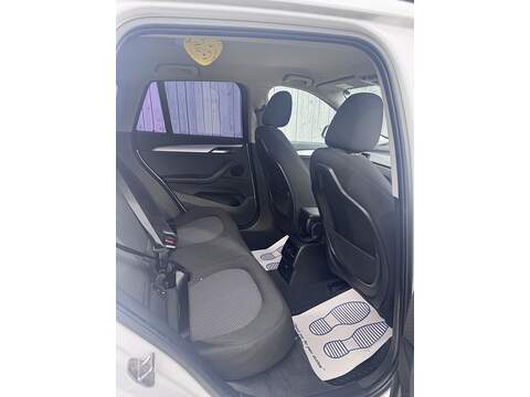 BMW X1 18d SE - U1814
