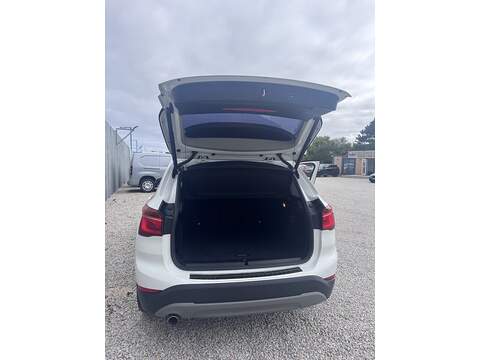 BMW X1 18d SE - U1814